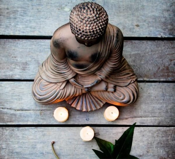 Personne en méditation